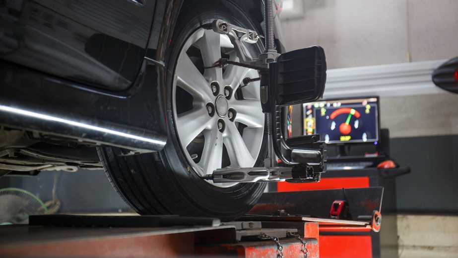 Top Four Reasons Why You Should Pay Attention to Vehicle Wheel Alignment